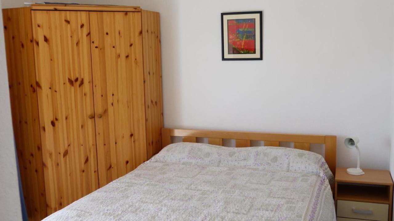 Beach Apartments Nemira Оміш Екстер'єр фото